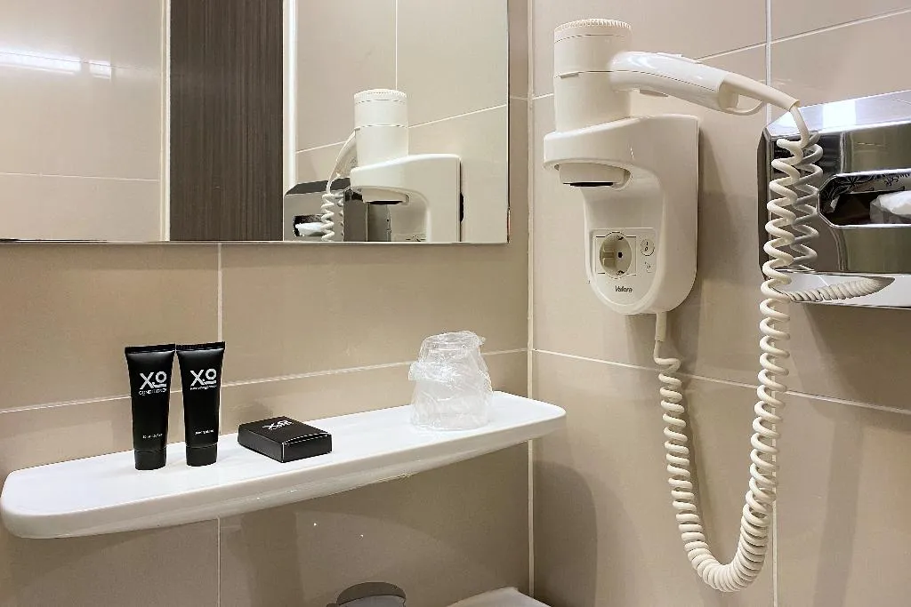SINGLE BASIC Room, Hotel Van Gogh, Amsterdam