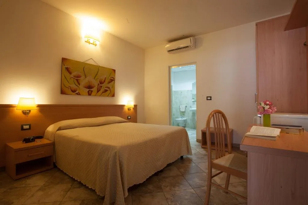DOUBLE STANDARD Room, Camping Village Laguna Blu, Alghero