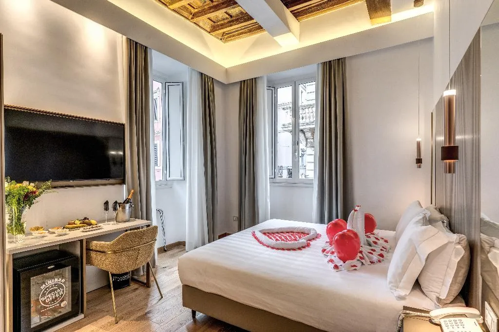 Double or Twin DELUXE Room, Relais Trevi 95 Boutique Hotel, Rome