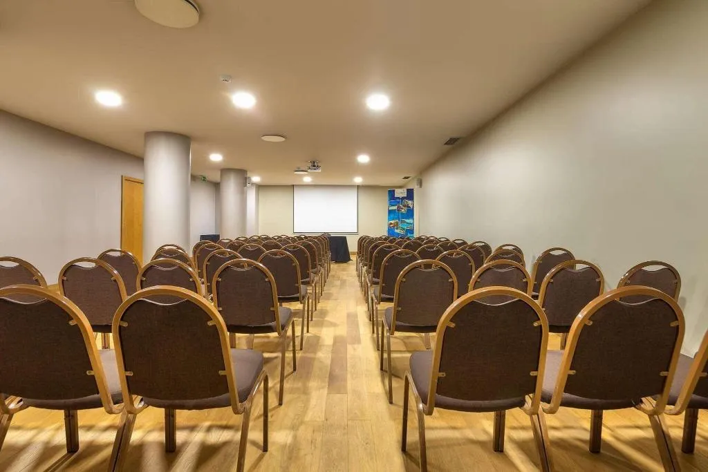 Conferences, The Views Monumental, Madeira
