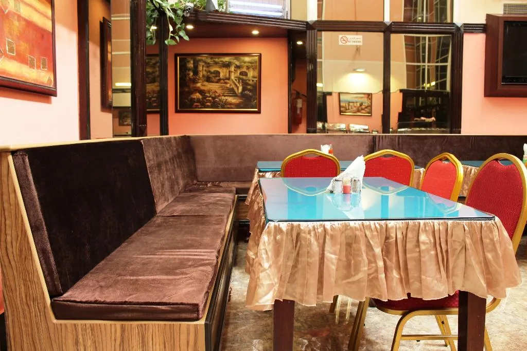 Restaurant, Mount Royal Hotel, Dubai