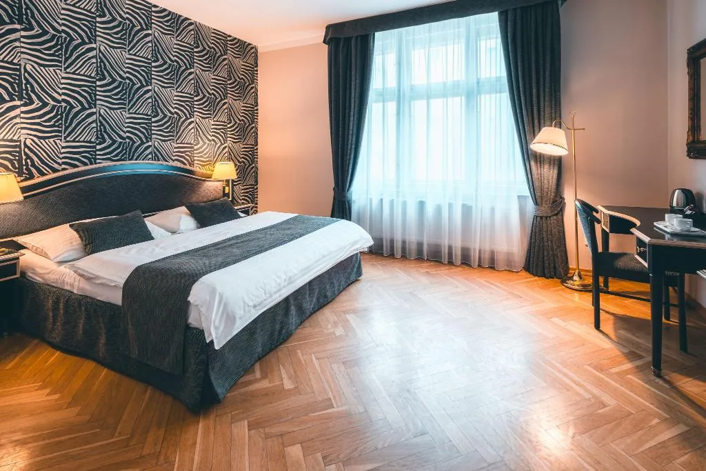 Double or Twin STANDARD Room, Elysee Hotel Prague, Prague