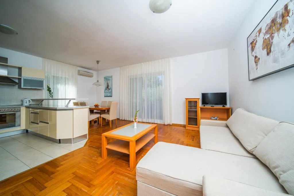 APARTMENT CAPACITY 6 Room, Pervanovo Apartments, Dubrovnik