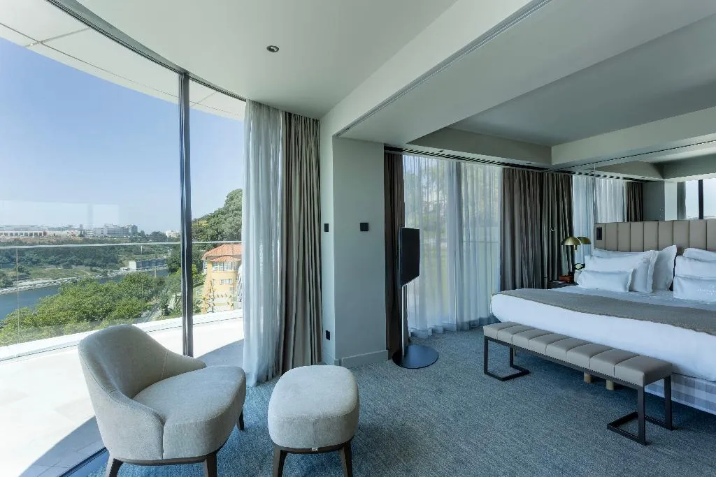 SUITE PREMIUM Room, Altis Porto, member of Preferred Hotels & Resorts, Porto