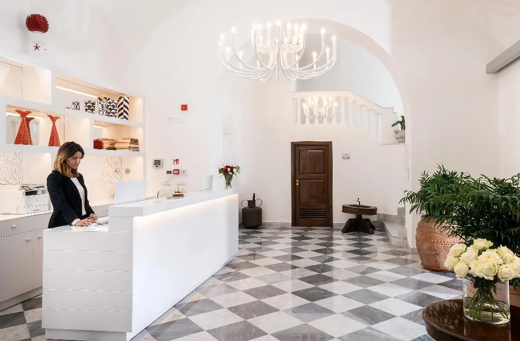Lobby, Hotel Miramare, Naples