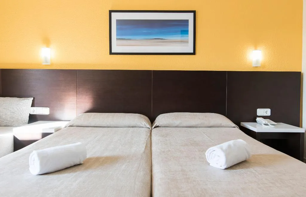 TWIN STANDARD Room, AzuLine Hotel Mar Amantis and Mar Amantis II, Ibiza