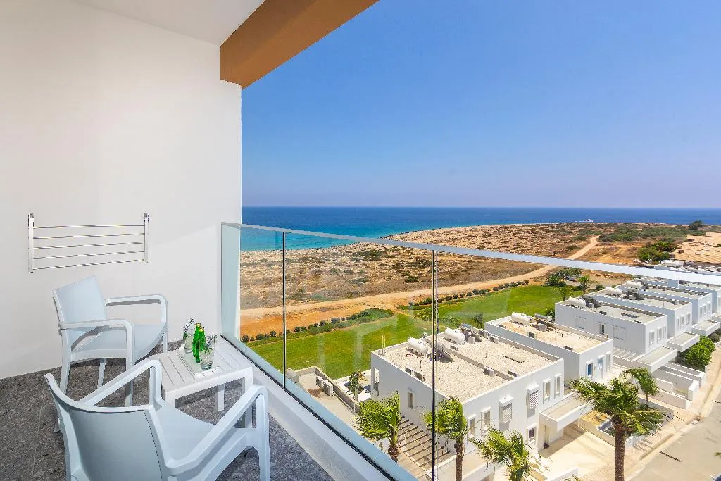 Double or Twin SEA VIEW Room, Leonardo Crystal Cove Hotel and Spa by the Sea, Cyprus