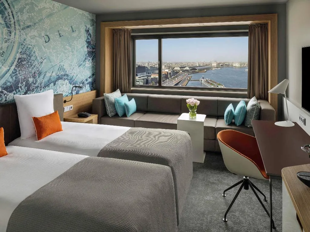 Room, Movenpick Hotel Amsterdam City Centre, Amsterdam