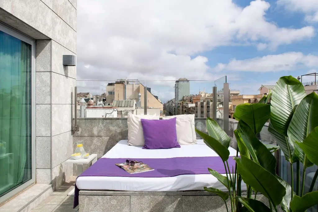 JUNIOR SUITE WITH TERRACE Room, Allegro Barcelona, Barcelona