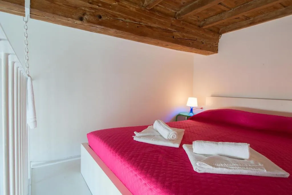 Room, Paravia Suite, Florence