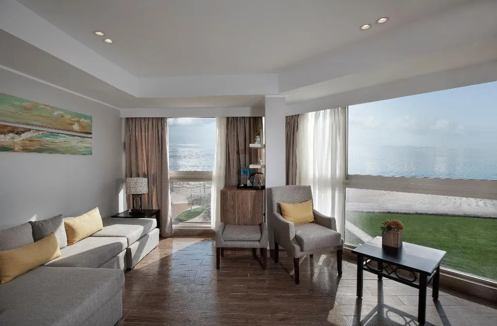 JUNIOR SUITE SEA VIEW Room, Pyramisa Beach Resort Sahl Hasheesh, Red Sea Riviera