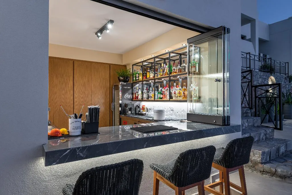 Bar, Minois Boutique Hotel, Crete