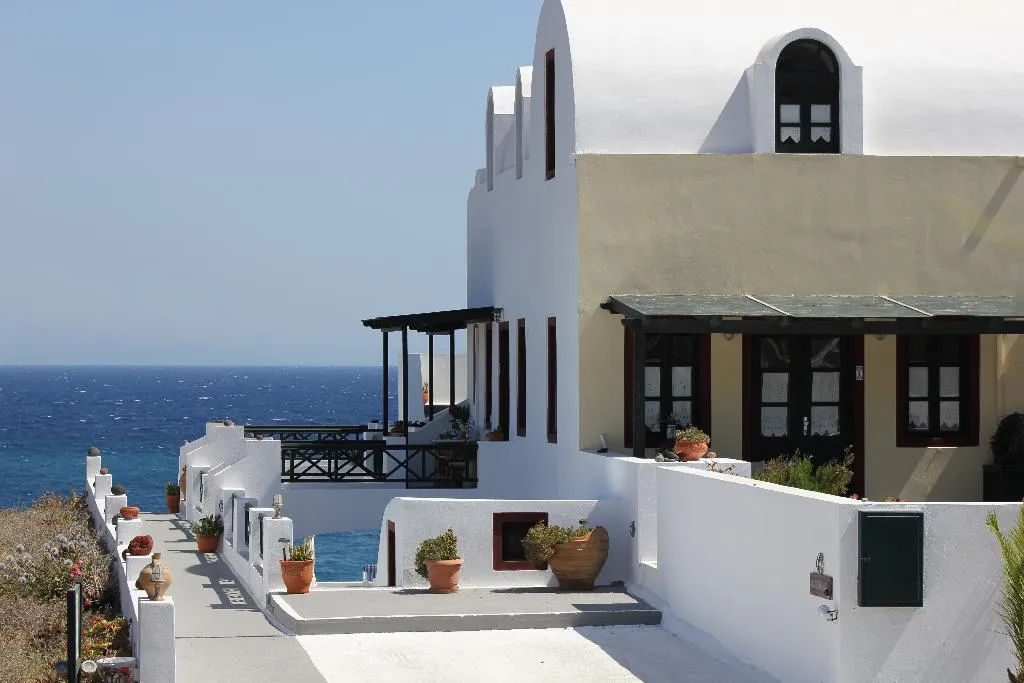 General view, Vrachia Studios & Apartments, Santorini