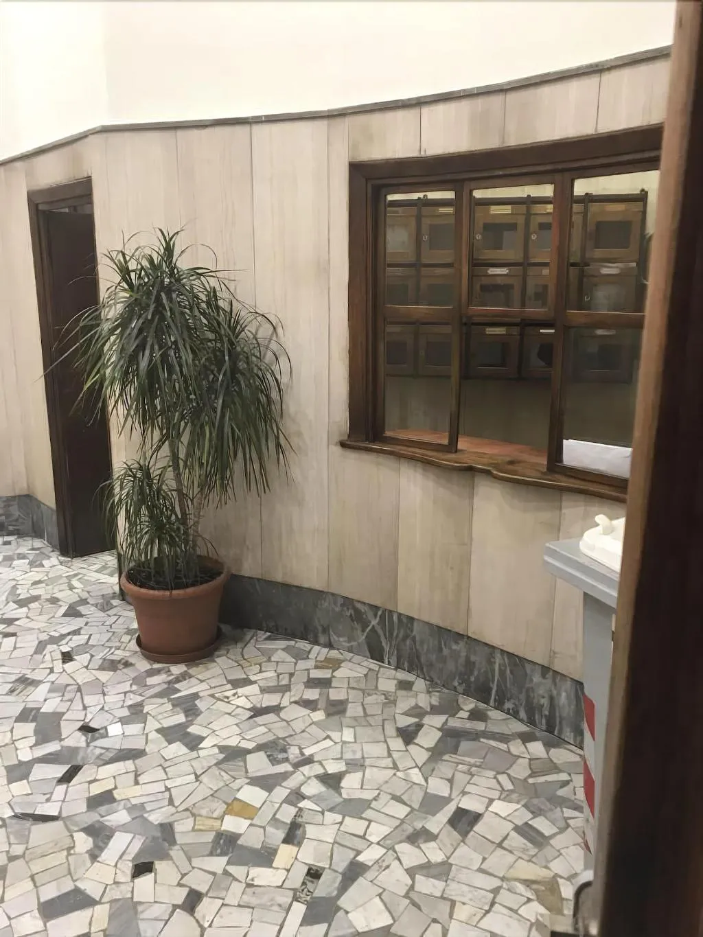 Lobby, International Naples, Naples
