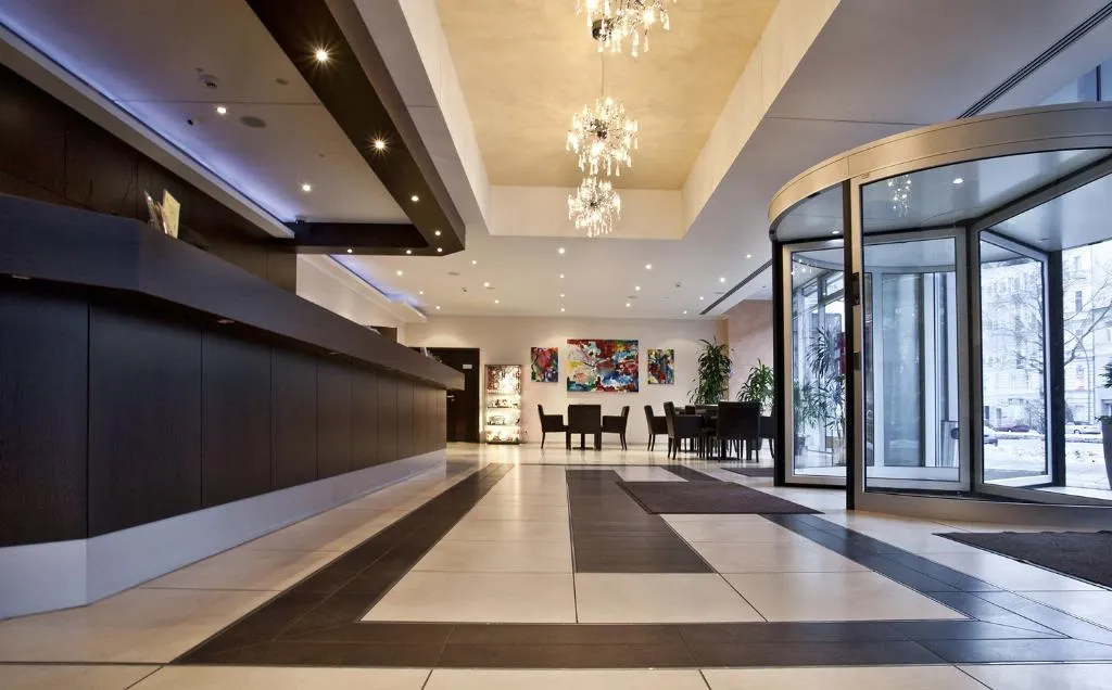 Lobby, Titanic Comfort Kurfuerstendamm, Berlin