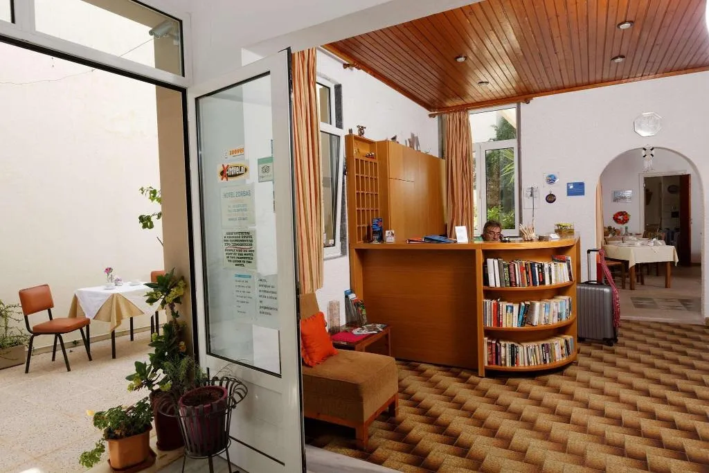 Lobby, Zorbas, Crete