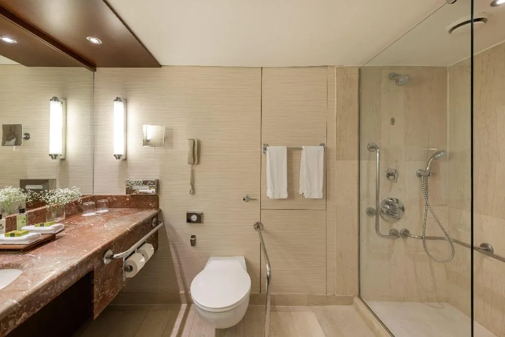 SUITE ONE BED Room, Athenaeum InterContinental Athens, Athens