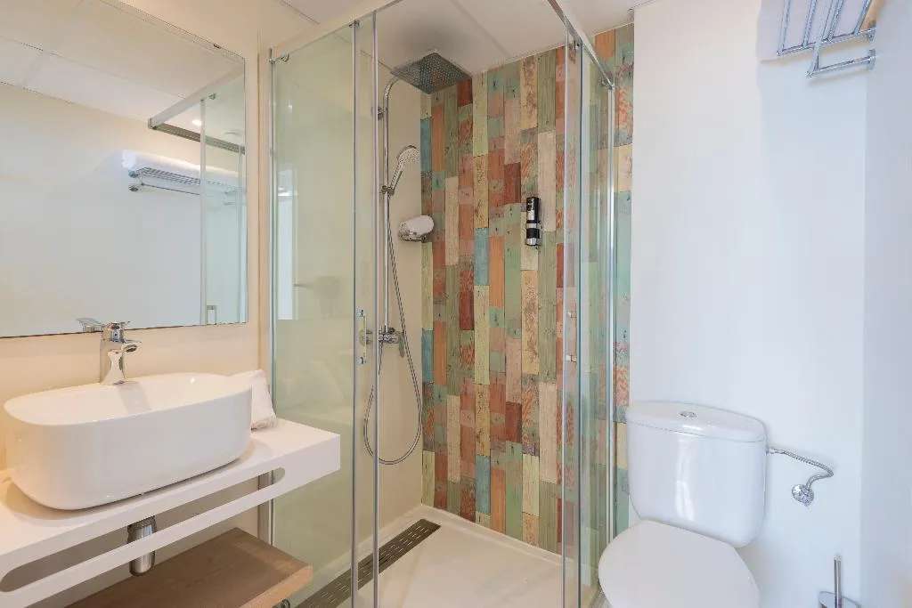 FAMILY ROOM SIDE SEA VIEW Room, Leonardo Royal & Suites hotel Ibiza Santa Eulalia, Ibiza