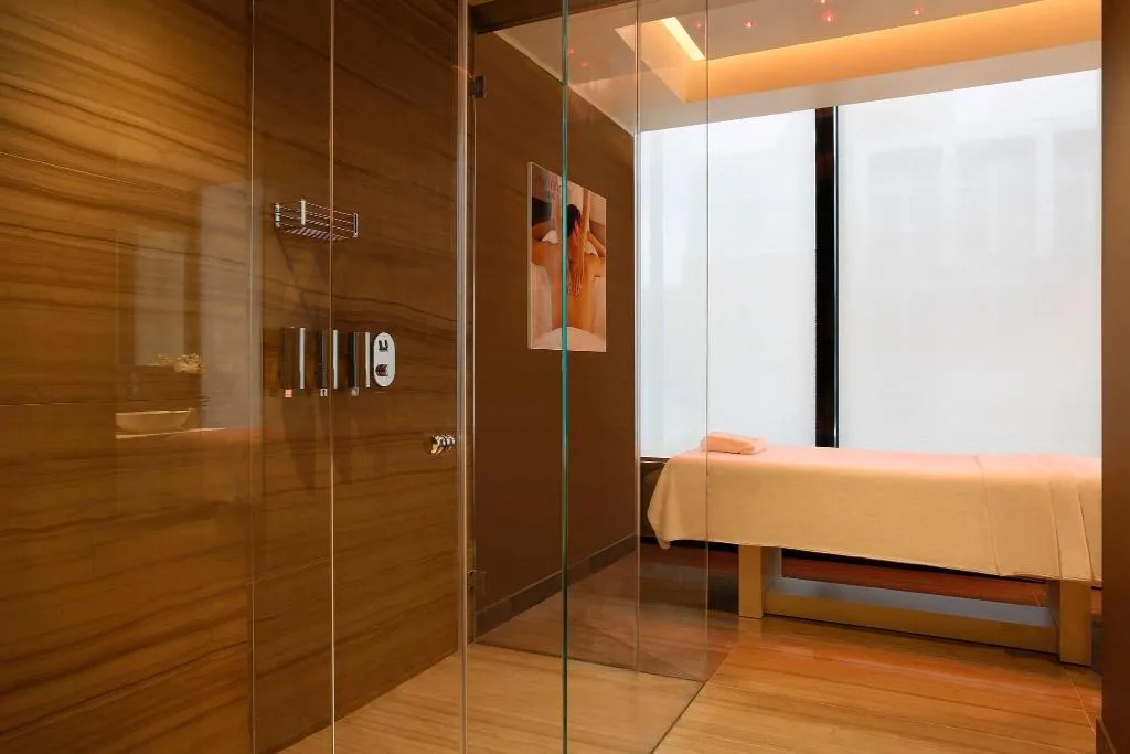 Sports and Entertainment, Excelsior Hotel Gallia, a Luxury Collection Hotel, Milan