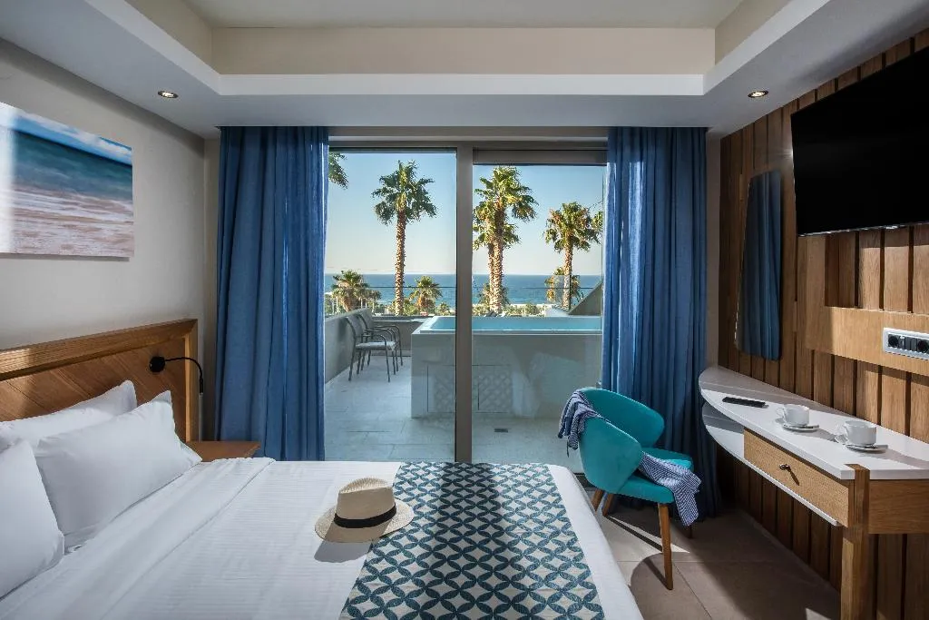 SUITE ONE BEDROOM TWO BATHROOMS Room, Royal & Imperial Belvedere Resort, Crete