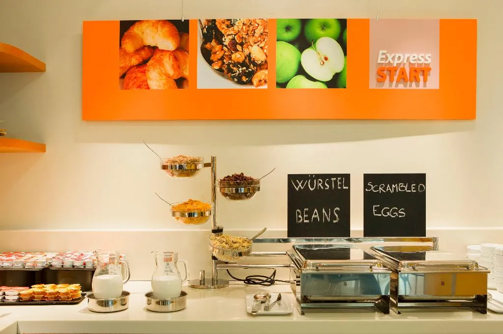 Restaurant, Holiday Inn Express Milan-Malpensa Airport, Milan
