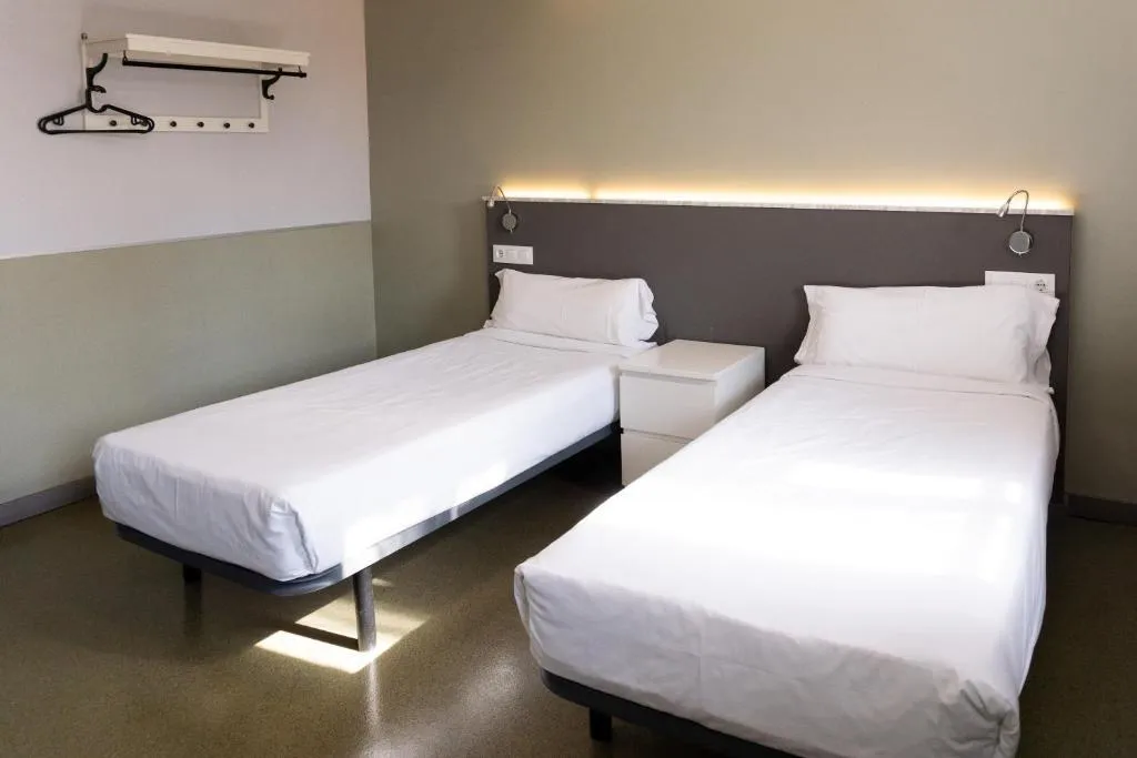 TWIN STANDARD Room, Be Dream Hostel, Barcelona
