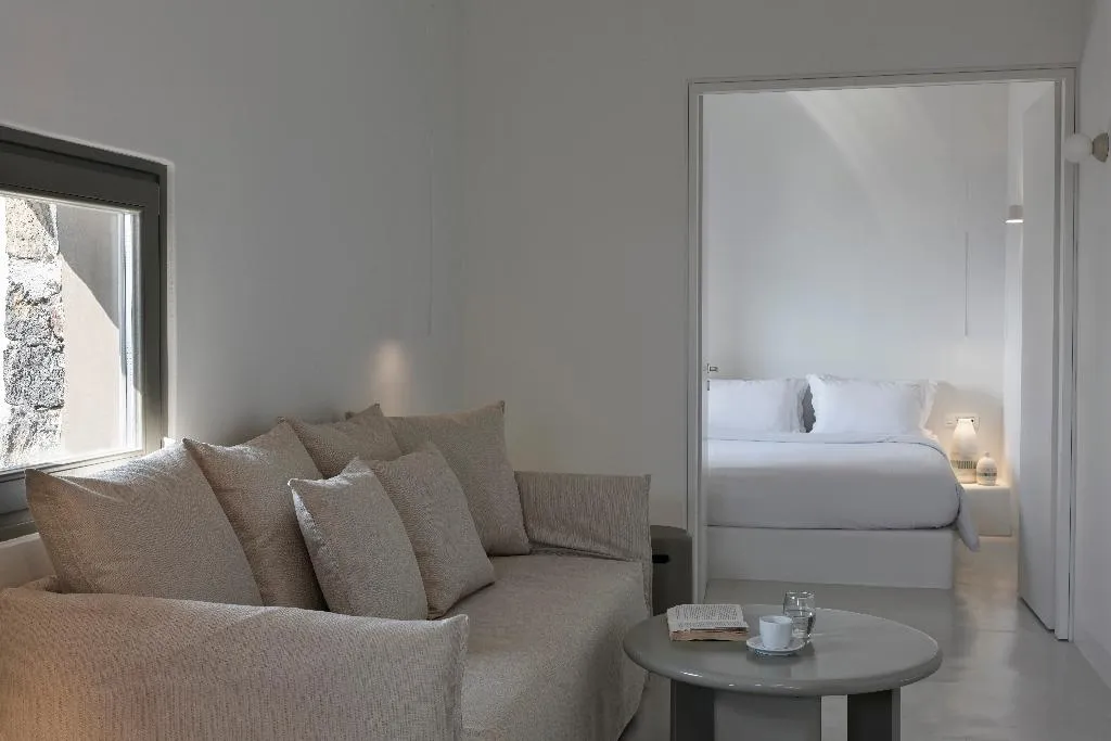 SUITE SEA VIEW WITH PRIVATE POOL Room, Old Castle Oia by Mr and Mrs White, Santorini