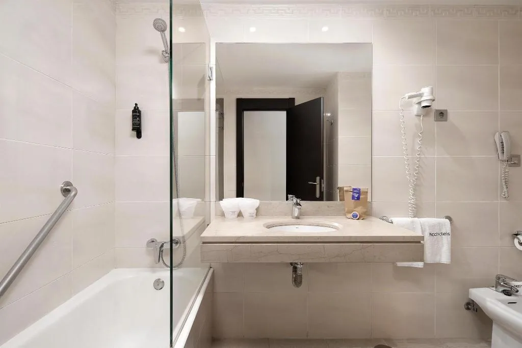 TWIN STANDARD Room, Hcc Regente, Barcelona