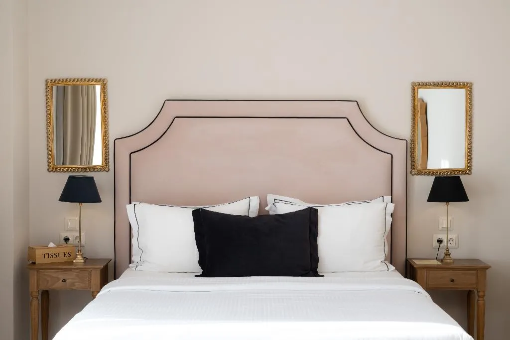 DOUBLE SUPERIOR Room, Ev 11 Athens, Athens