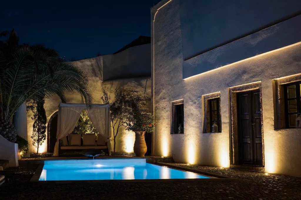 VILLA TWO BEDROOMS WITH PRIVATE POOL Room, Santorini Heritage Villas & Mansions, Santorini