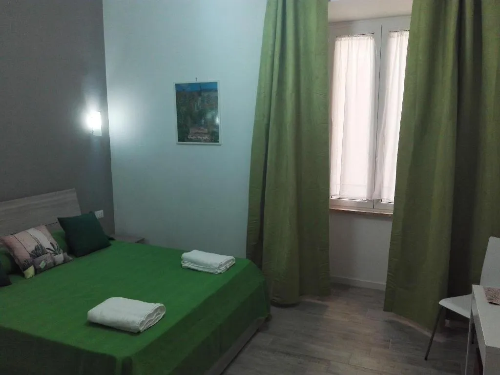Room, Lotus Roma, Rome