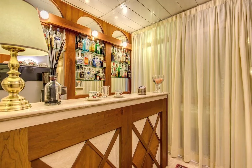 General view, Hotel Cortina Roma, Rome
