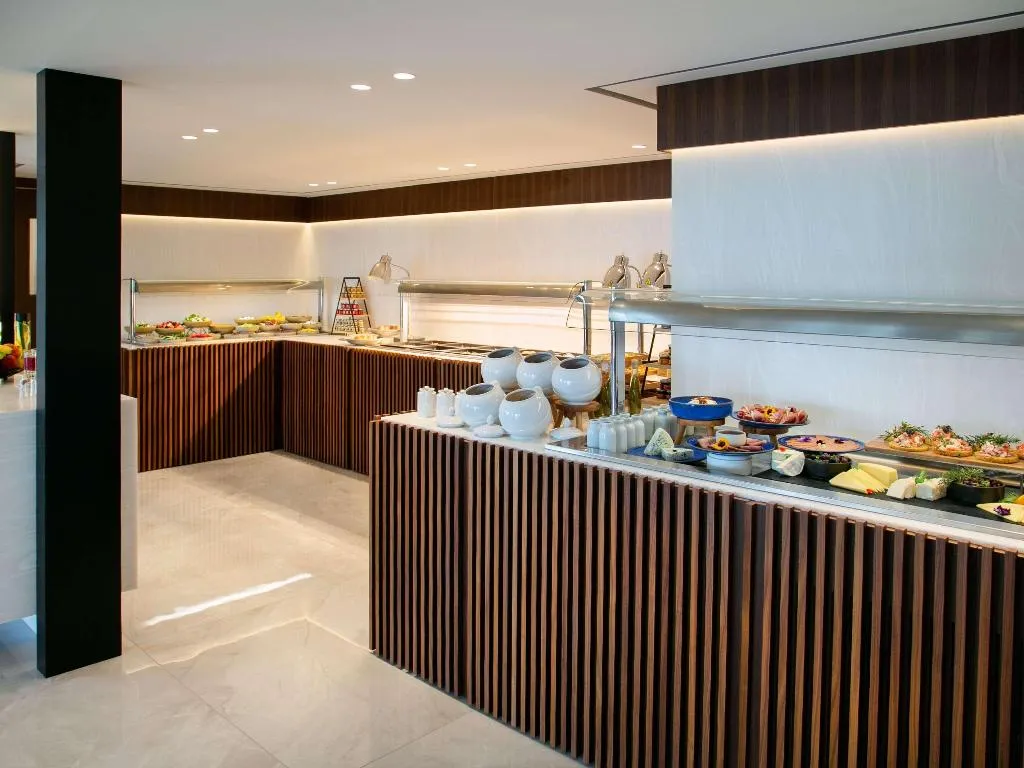 Restaurant, Mercure Larnaca Beach Resort, Cyprus