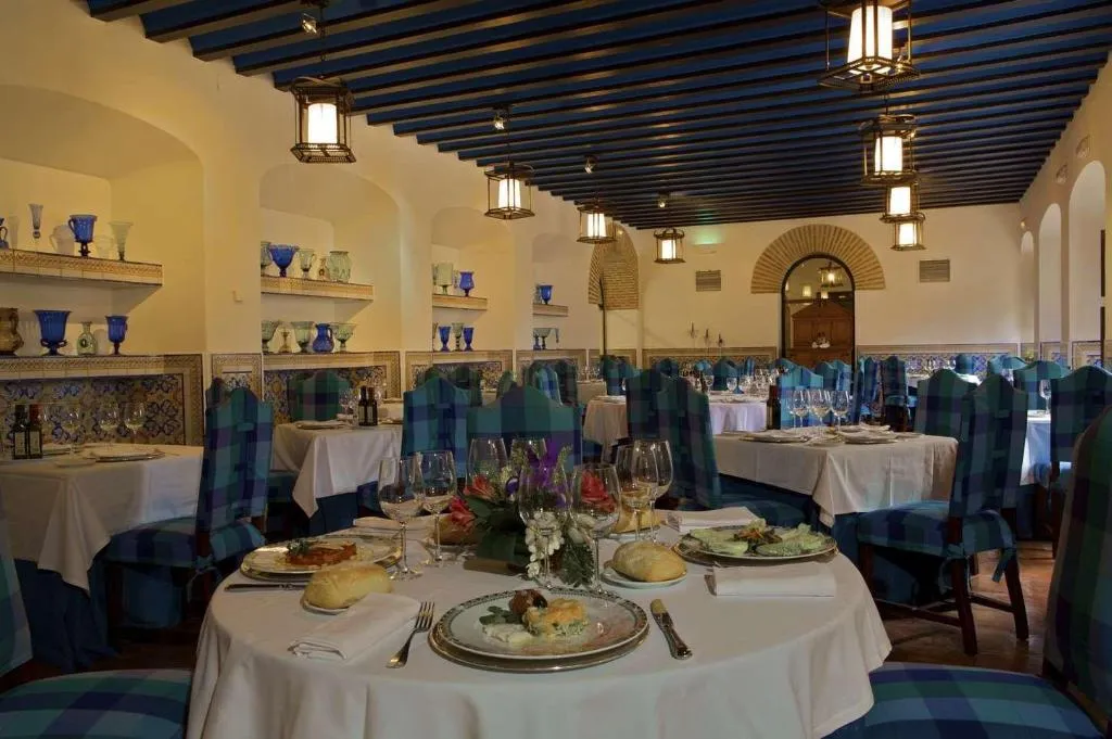 Restaurant, Parador de Chinchon, Madrid