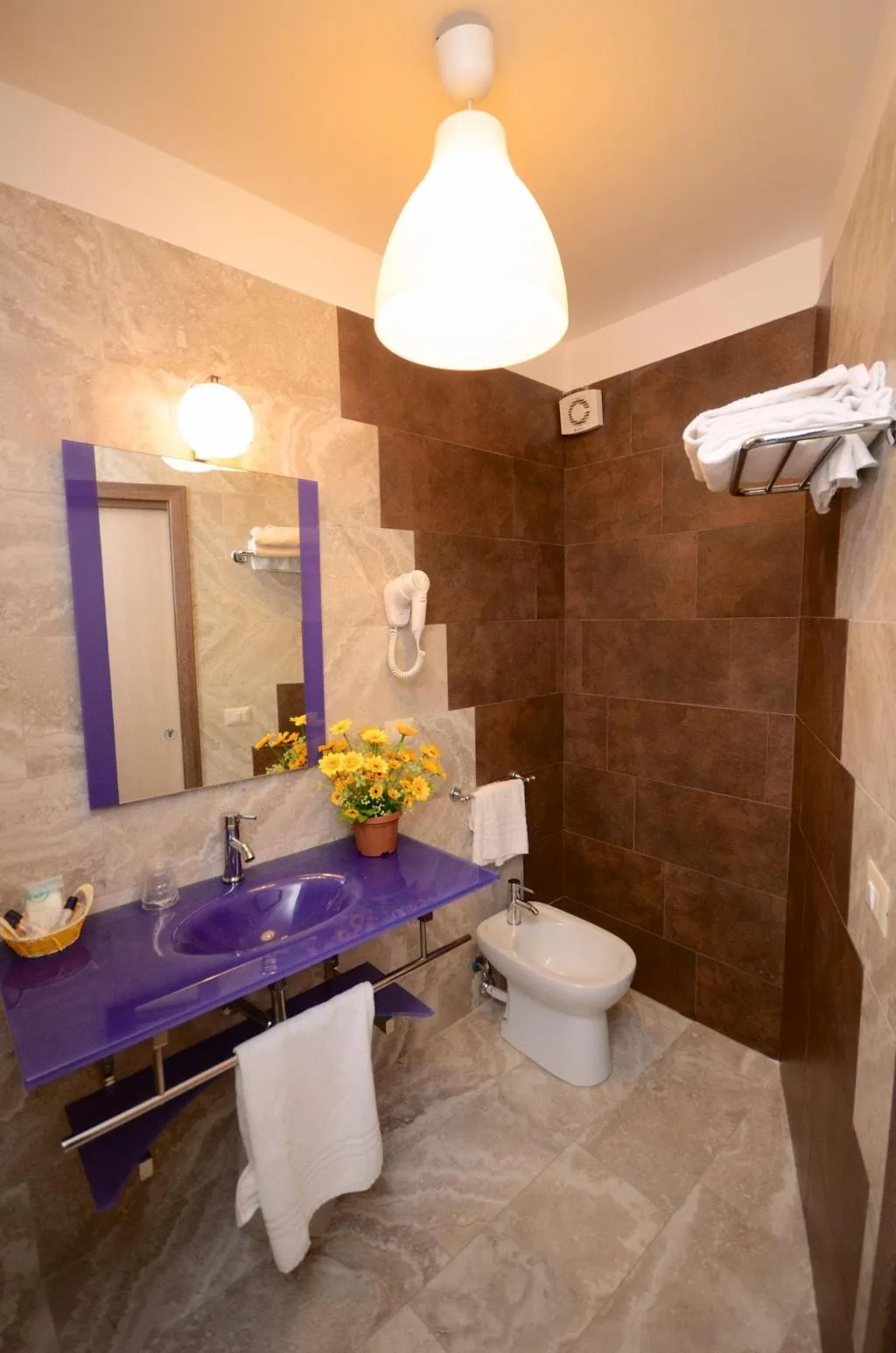 Room, Hotel Clinton, Naples