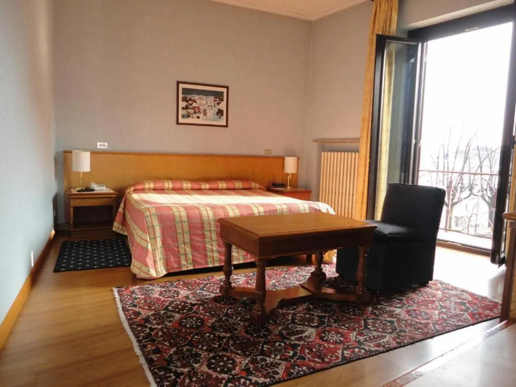DOUBLE WITH VIEWS Room, Hotel Giardino, Milan