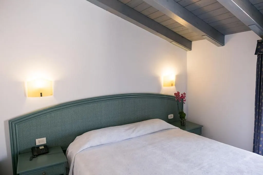 Room, Hotel Gran Bretagna, Catania