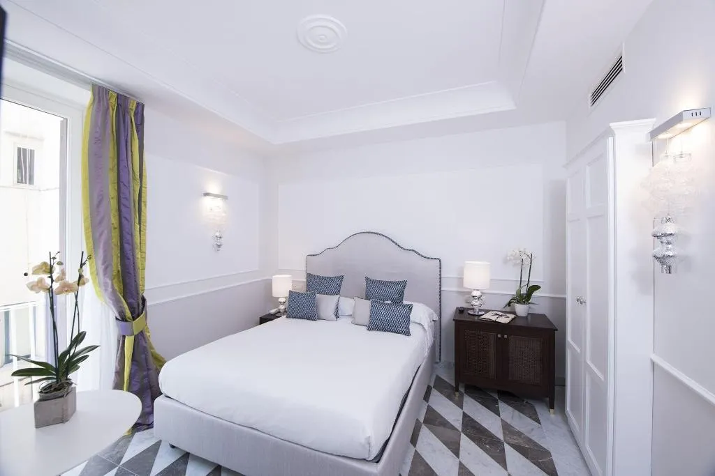 Room, La Bambagina, Naples