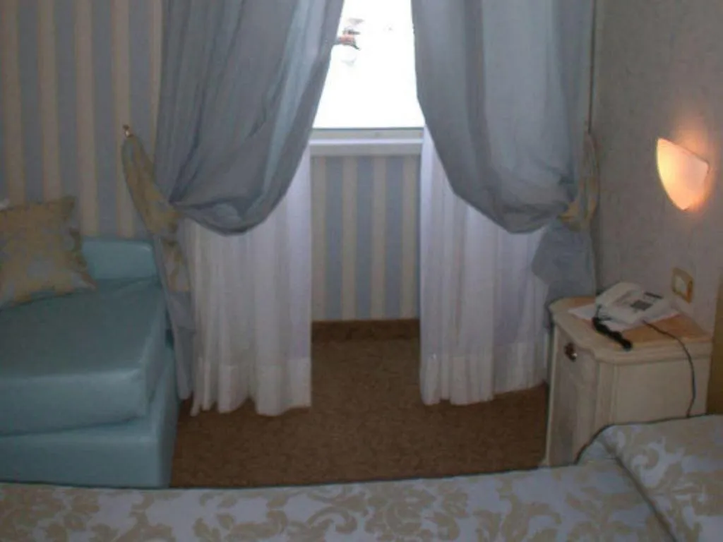 DOUBLE STANDARD Room, Grand Hotel Menaggio, Milan