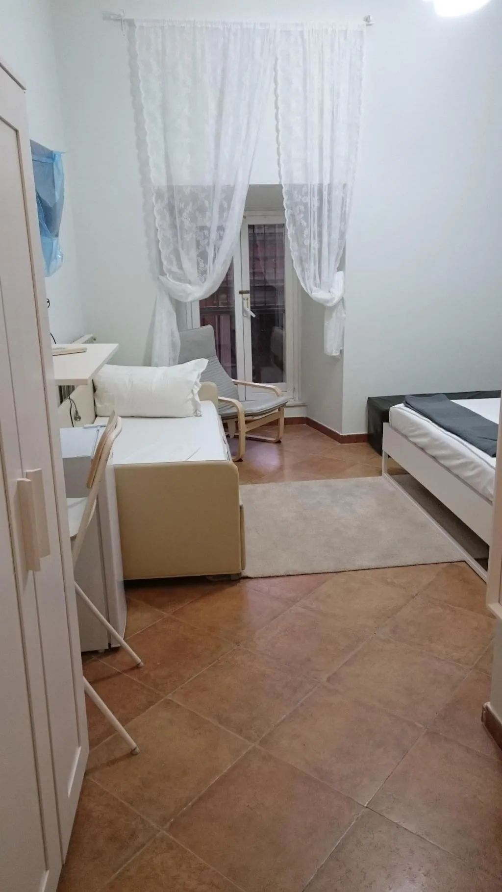 SINGLE STANDARD Room, Martini Rooms, Naples
