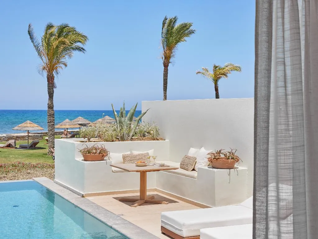SUITE TWO BEDROOMS WITH PRIVATE POOL Room, Amirandes, A Resort to Live, Crete