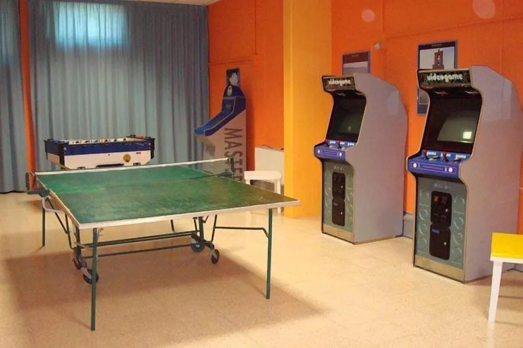 Sports and Entertainment, Le Tre Isole, Perugia