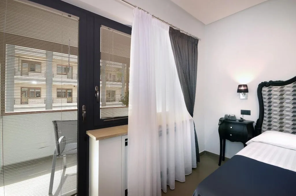 Room, Barbarella Suite, Naples