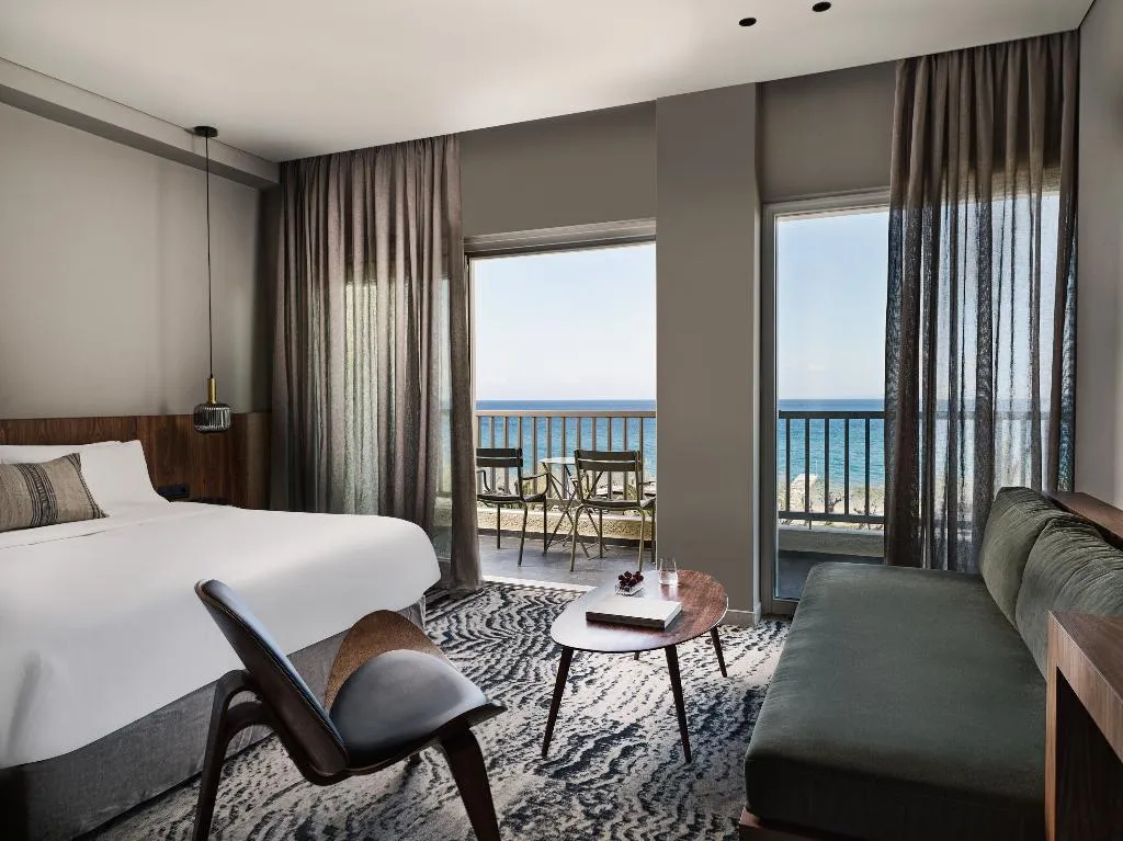 Room, Doryssa seaside resort, Samos