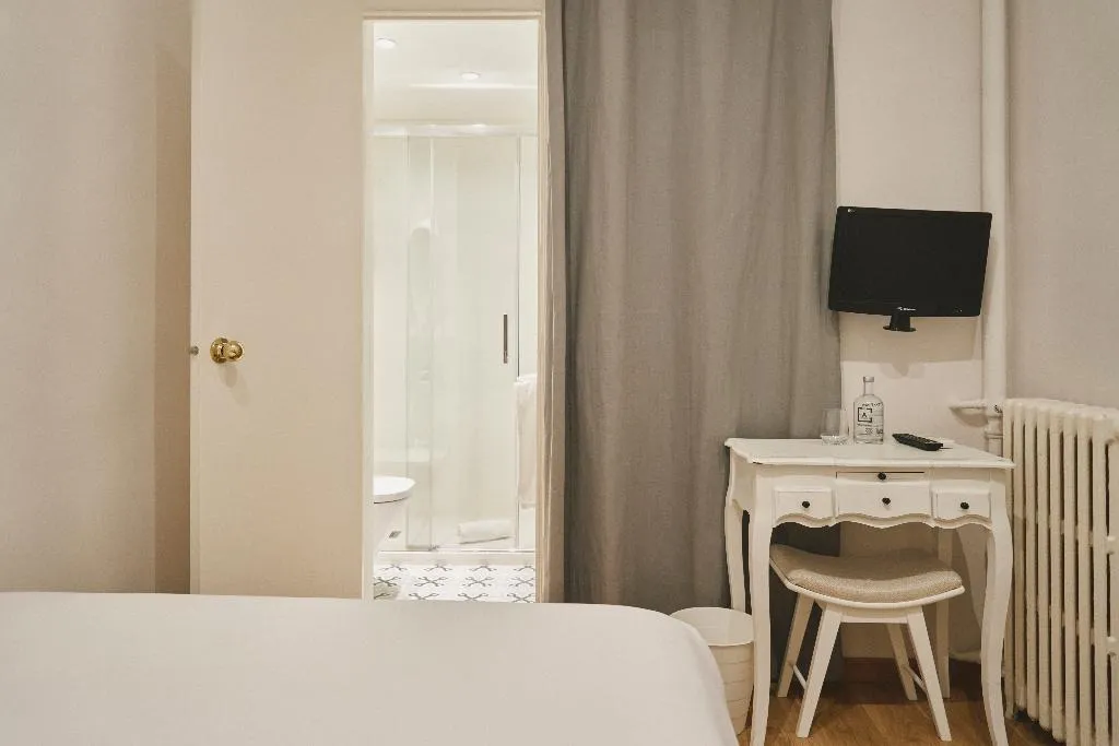 SINGLE STANDARD Room, Meson Castilla Atiram Hotel, Barcelona