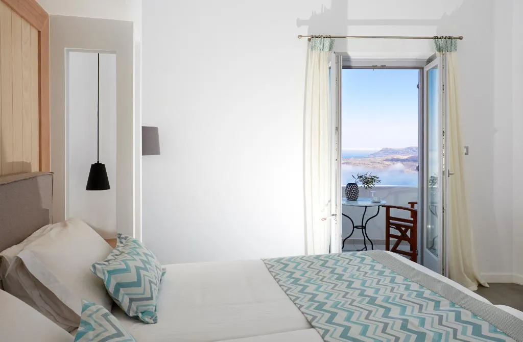 SUITE GRAND Room, Volcano View Hotel, Santorini