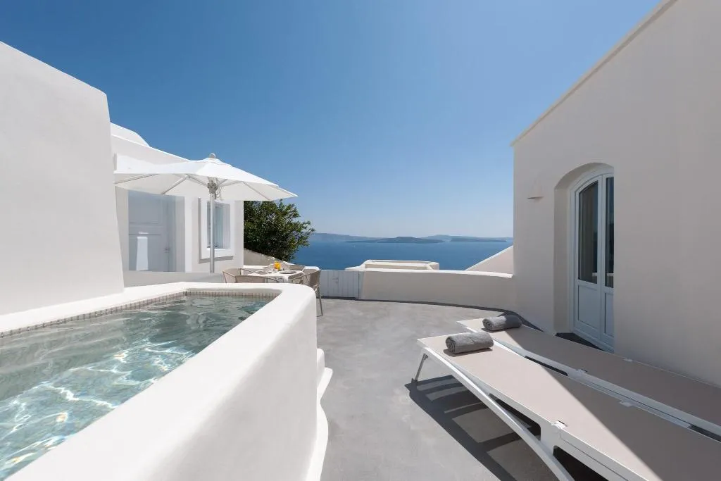 Pool, Anemomilos, Santorini