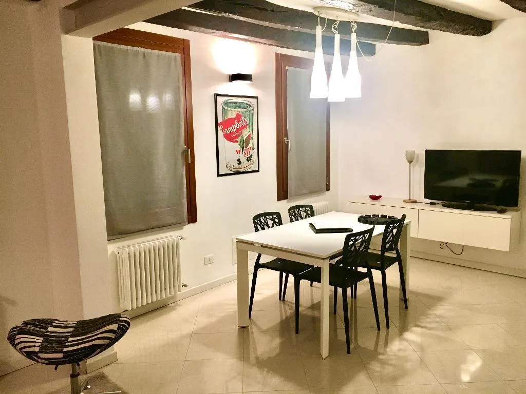APARTMENT STANDARD Room, B&B Fortuny, Venice