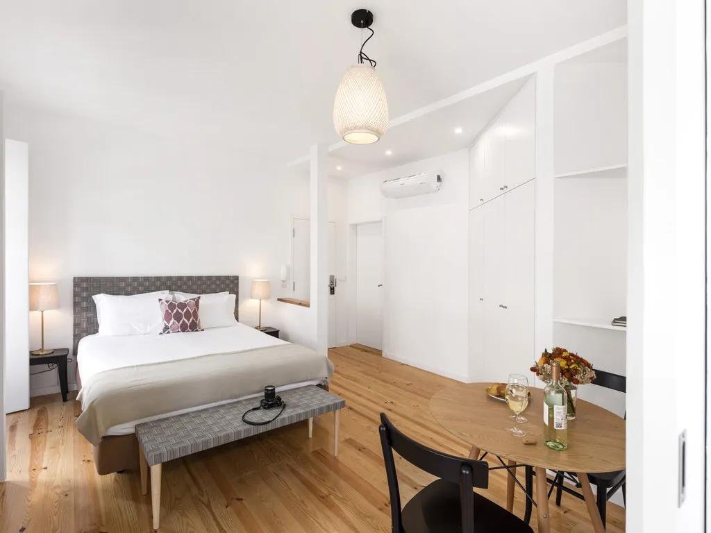 STUDIO SUPERIOR Room, Lisbon Serviced Apartments - Castelo de S. Jorge, Lisbon