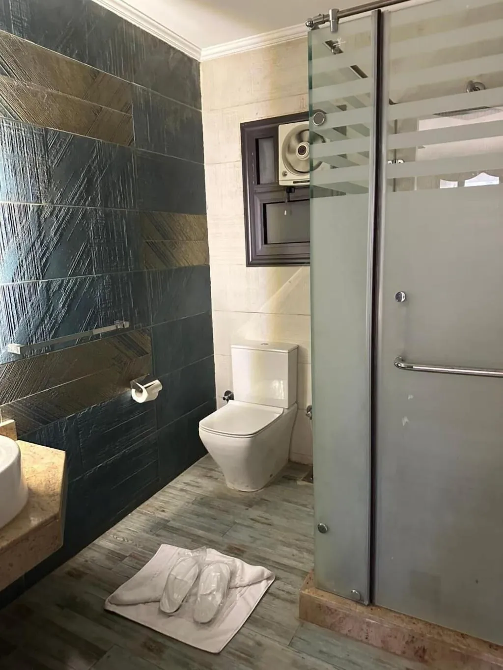 Room, Pyramids Yard Hotel, Cairo